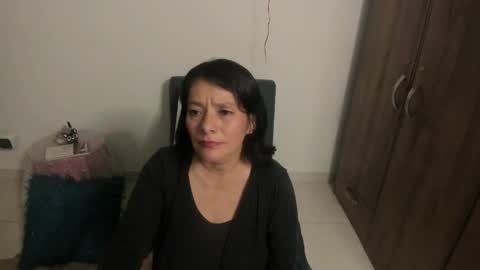 nuit_rose online show from June 2026 02:27:01 AM