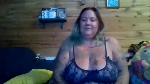 nutmegmatee online show from November 2025 02:45:02 AM
