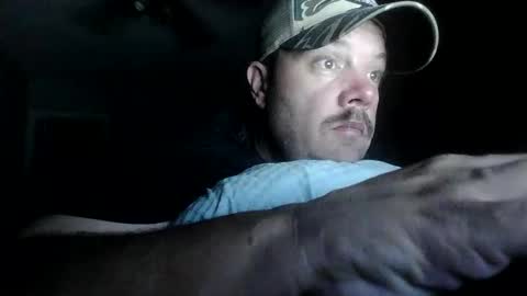 nuttincowboy727272 online show from May 2026 03:23:01 AM