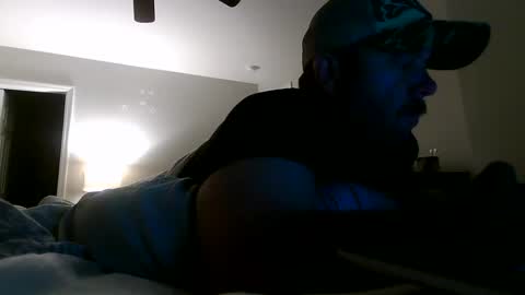 nuttincowboy727272 online show from May 2026 01:03:01 AM