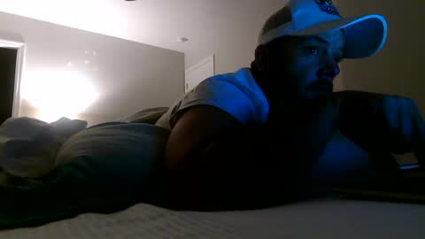 nuttincowboy727272 online show from June 2026 11:40:02 PM