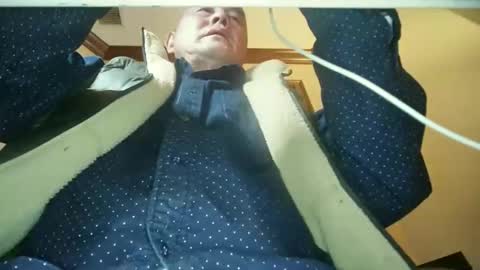 Snapshot of nv4444ny chatting on February 2026 07:07:02 AM Showme online show from February 2026 07:07:02 AM