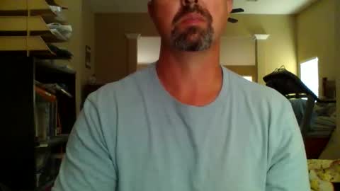 nvrenuff1979 online show from April 2026 06:46:02 PM