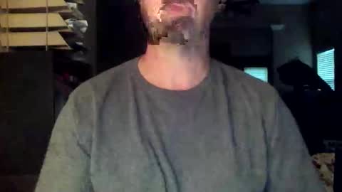 nvrenuff1979 online show from May 2026 11:37:01 AM