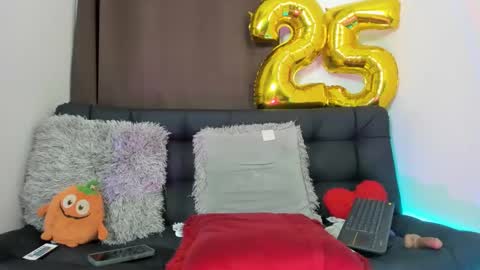 Snapshot of nyalgasai1 chatting on January 2025 08:45:01 AM Nia online show from January 2025 08:45:01 AM