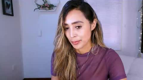 Nycole online show from October 2025 03:20:02 PM