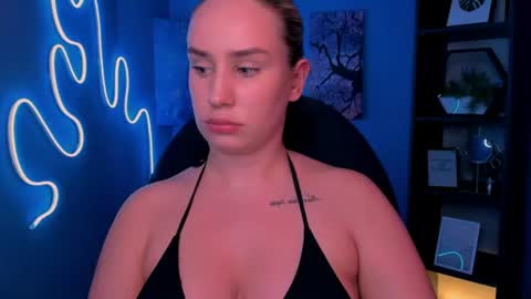 Snapshot of nymiraa chatting on June 2026 12:32:02 AM Mira online show from June 2026 12:32:02 AM