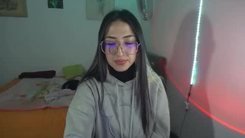 Snapshot of nymph_frida chatting on February 2026 07:46:01 AM Frida online show from February 2026 07:46:01 AM