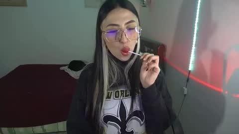 Snapshot of nymph_frida chatting on February 2026 05:52:01 AM Frida online show from February 2026 05:52:01 AM