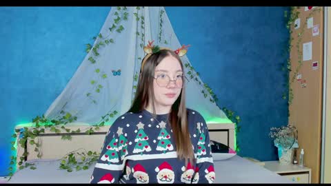Snapshot of nymphalean chatting on December 2024 07:10:01 PM Kat online show from December 2024 07:10:01 PM