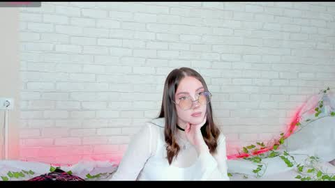 Snapshot of nymphalean chatting on November 2025 05:57:02 PM Kat online show from November 2025 05:57:02 PM