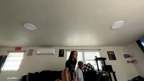 nymphomaticbaby online show from November 2025 08:01:01 PM