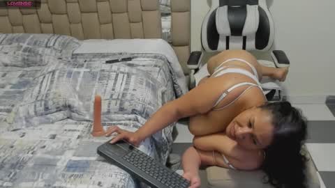 Snapshot of nyomi_browm chatting on January 2025 10:28:02 PM nyomi browm online show from January 2025 10:28:02 PM