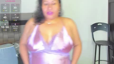 nyomi browm online show from November 2025 10:39:02 AM
