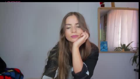 Snapshot of nyusha619933 chatting on March 2026 08:35:02 PM Laura nyu online show from March 2026 08:35:02 PM