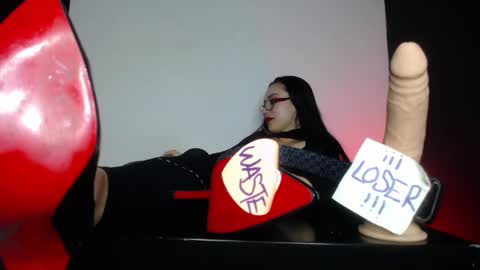 Snapshot of nyx1126 chatting on December 2024 03:54:02 PM nyx1126 online show from December 2024 03:54:02 PM