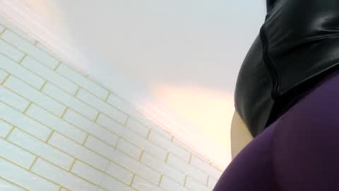 nyx1126 online show from November 2025 12:28:01 PM