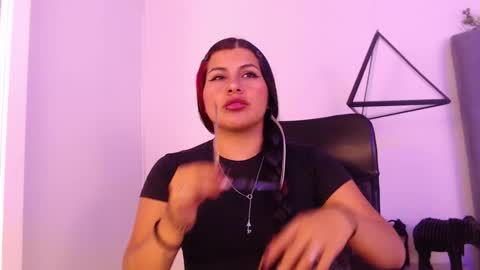 Nina  online show from February 2026 12:30:01 PM