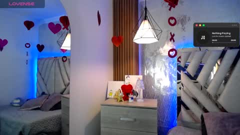 Snapshot of nyx_andria chatting on April 2026 02:17:01 AM Alex . online show from April 2026 02:17:01 AM