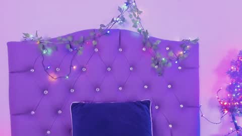   online show from December 2024 05:10:02 PM