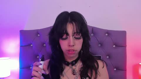   online show from January 2025 06:44:01 PM