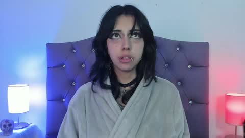   online show from January 2025 05:10:02 AM