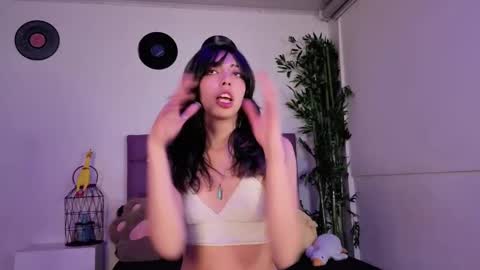   online show from September 2025 04:01:02 AM