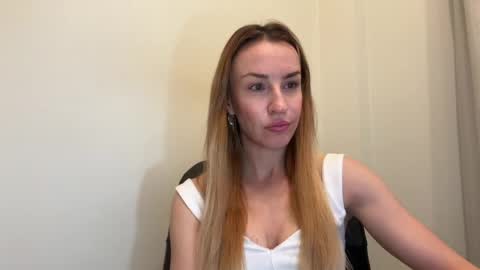 Anastasia online show from May 2026 07:02:02 AM