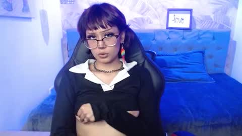 nyxie online show from September 2025 07:46:02 PM