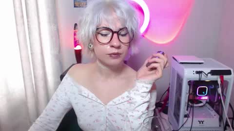 Moonlight online show from October 2025 10:13:02 AM