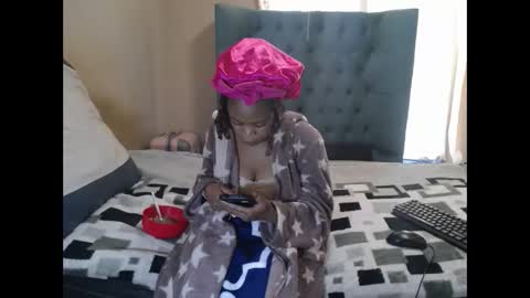 obsessedmimi online show from May 2026 10:10:01 AM