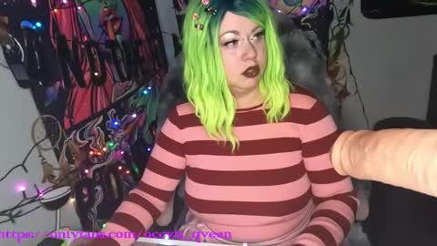 occvlt qveen online show from January 2025 12:54:02 AM