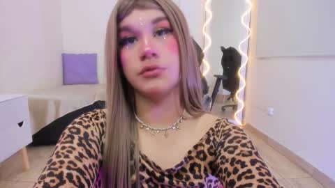 ocean_tay online show from October 2025 12:50:01 PM