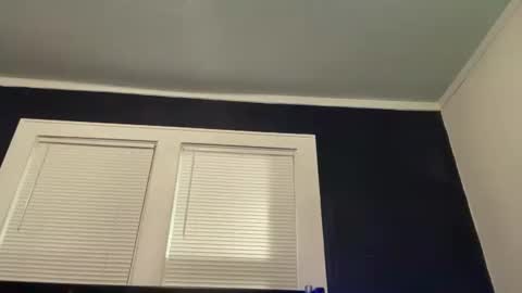 Oceandiver3000 online show from October 2025 12:20:01 AM