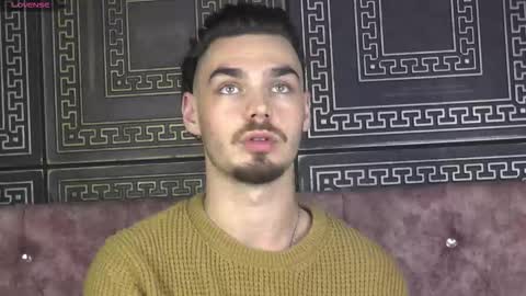 Snapshot of oceanheat chatting on November 2025 08:14:01 AM OceanHeart online show from November 2025 08:14:01 AM