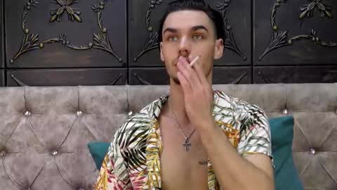 Snapshot of oceanheat chatting on November 2025 10:36:01 PM OceanHeart online show from November 2025 10:36:01 PM