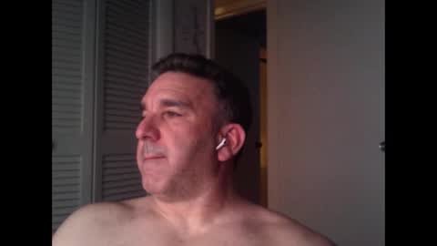 Ocean online show from November 2025 01:52:01 AM