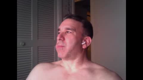 Snapshot of oceanmanx chatting on May 2026 03:03:02 AM Ocean online show from May 2026 03:03:02 AM