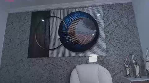 independent model online show from March 2026 11:16:02 AM