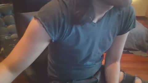 Snapshot of octobersky1993 chatting on October 2025 04:08:01 PM Sky online show from October 2025 04:08:01 PM