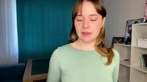 Snapshot of odellabowman chatting on May 2026 07:03:01 AM Night Odella Bowman Julia online show from May 2026 07:03:01 AM