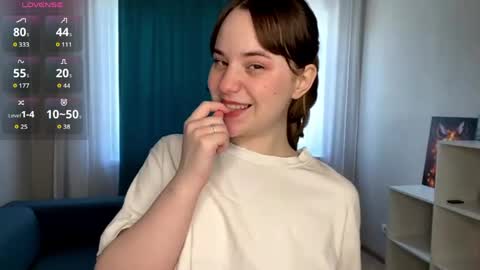 Snapshot of odellabowman chatting on May 2026 08:18:01 AM Night Odella Bowman Julia online show from May 2026 08:18:01 AM
