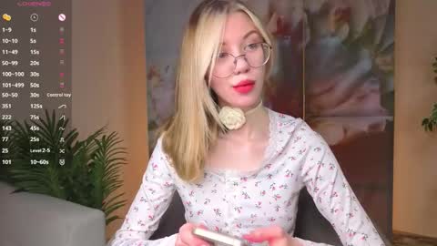 Lynna online show from February 2026 11:09:02 AM