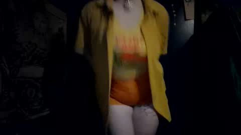 Snapshot of odessa_xx chatting on February 2026 05:17:01 AM odessa_xx online show from February 2026 05:17:01 AM