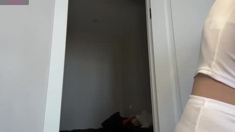 Thea online show from March 2026 04:29:01 AM