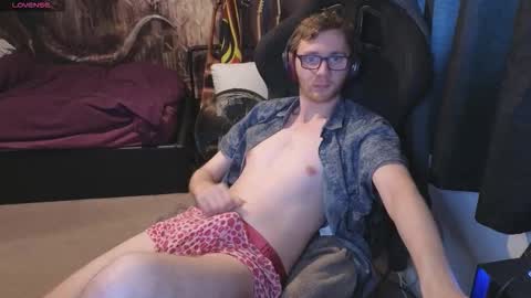 Snapshot of odinsclone chatting on September 2025 05:38:01 PM odin yes thats my real name online show from September 2025 05:38:01 PM