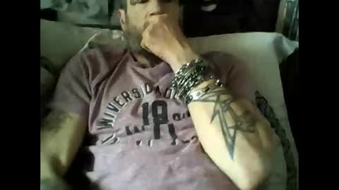 oedipe666cam online show from April 2026 01:41:02 PM