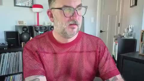 Snapshot of office_dad chatting on September 2025 08:41:01 PM Office Dad online show from September 2025 08:41:01 PM