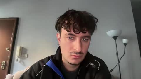 officialmee04 online show from February 2026 07:56:01 AM