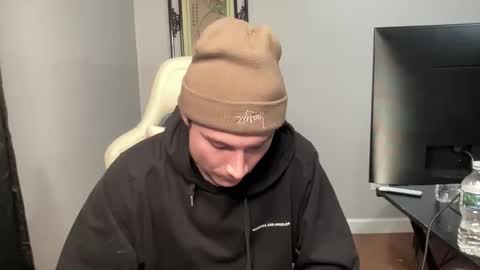 Snapshot of officialtommycash chatting on December 2025 08:08:02 AM Tommy Cash online show from December 2025 08:08:02 AM